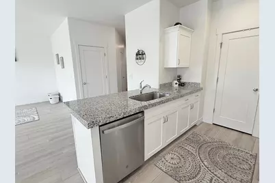 5124 E Lakefield Dr, Eagle Mountain, UT 84005 - Photo 13