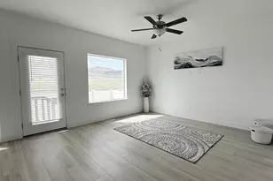 5124 E Lakefield Dr, Eagle Mountain, UT 84005 - Photo 7