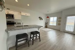 5124 E Lakefield Dr, Eagle Mountain, UT 84005 - Photo 5