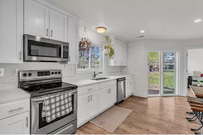757 W 200 N, Salt Lake City, UT 84116 - Photo 11