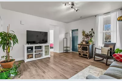 757 W 200 N, Salt Lake City, UT 84116 - Photo 7