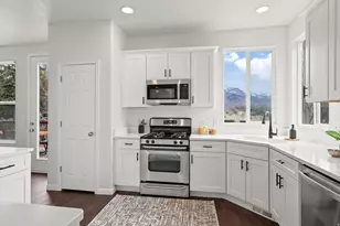 2181 E Bald Eagle Ct, Draper, UT 84020 - Photo 15