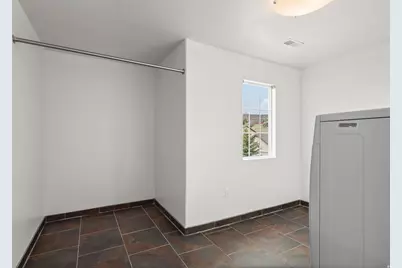 2181 E Bald Eagle Ct, Draper, UT 84020 - Photo 33