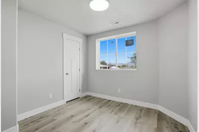 5336 S Charlotte Ave, Salt Lake City, UT 84118 - Photo 11