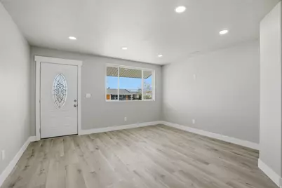 5336 S Charlotte Ave, Salt Lake City, UT 84118 - Photo 7