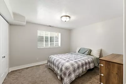 2071 W 2200 S, Syracuse, UT 84075 - Photo 19