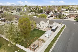 2071 W 2200 S, Syracuse, UT 84075 - Photo 3