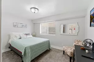 2071 W 2200 S, Syracuse, UT 84075 - Photo 21