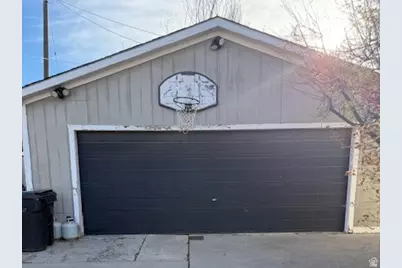 448 N 100 E, Nephi, UT 84648 - Photo 13