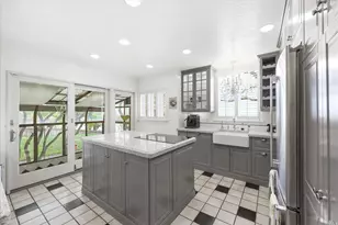 8620 S 1185 E, Sandy, UT 84094 - Photo 9