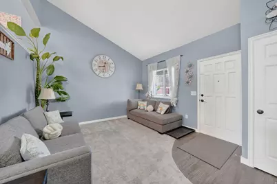 8127 S Creekwood Dr, West Jordan, UT 84088 - Photo 11