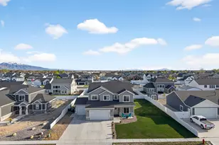 2429 W 2900 N, Farr West, UT 84404 - Photo 35