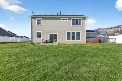 2429 W 2900 N, Farr West, UT 84404 - Photo 37