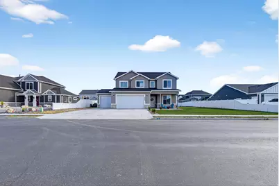 2429 W 2900 N, Farr West, UT 84404 - Photo 39