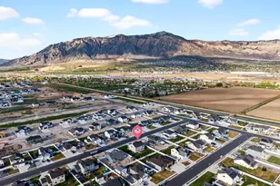 2429 W 2900 N, Farr West, UT 84404 - Photo 37