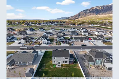 2429 W 2900 N, Farr West, UT 84404 - Photo 41