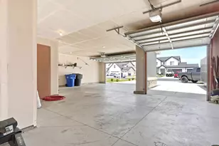2429 W 2900 N, Farr West, UT 84404 - Photo 35