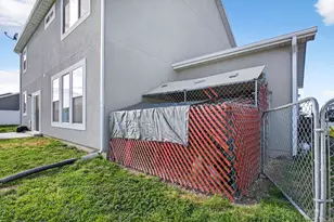 2429 W 2900 N, Farr West, UT 84404 - Photo 35