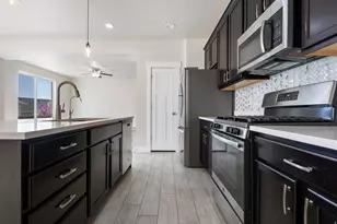 10737 S Lake Terrace Ave, South Jordan, UT 84009 - Photo 9