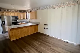 8888 S Renegade Rd, Sandy, UT 84093 - Photo 3