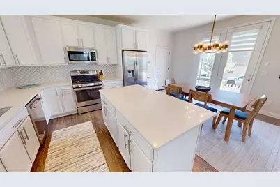 10622 S Beach Comber Way W, South Jordan, UT 84009 - Photo 9