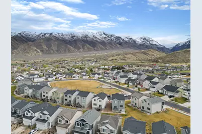 854 S Horizon Loop, Santaquin, UT 84655 - Photo 39