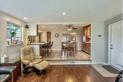 5883 S Homestead Ct E, Murray, UT 84107 - Photo 17