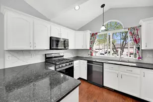 1445 W Silvercreek Dr S, Layton, UT 84041 - Photo 9