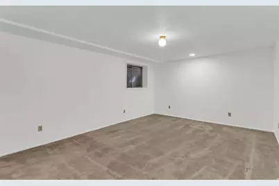 2774 E Willow Wick Dr S, Sandy, UT 84093 - Photo 21