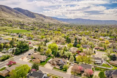 63 W 1750 N, Centerville, UT 84014 - Photo 73