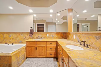 63 W 1750 N, Centerville, UT 84014 - Photo 31