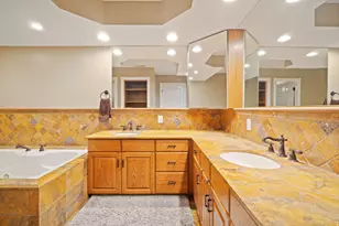 63 W 1750 N, Centerville, UT 84014 - Photo 31