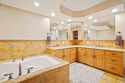 63 W 1750 N, Centerville, UT 84014 - Photo 33