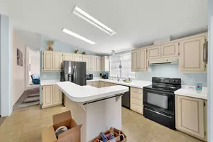 2866 S Hampton Park Dr, West Valley, UT 84119 - Photo 11