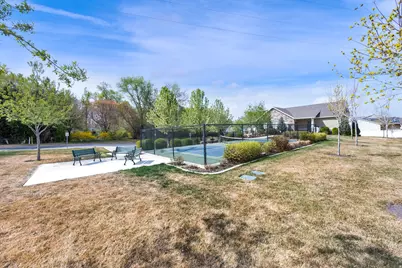 2866 S Hampton Park Dr, West Valley, UT 84119 - Photo 29