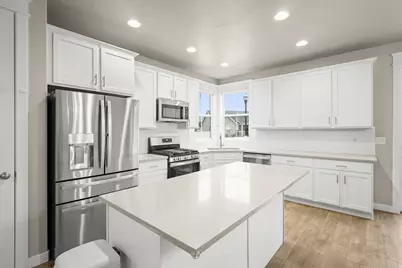 1383 W Watson Ln, Lindon, UT 84042 - Photo 13