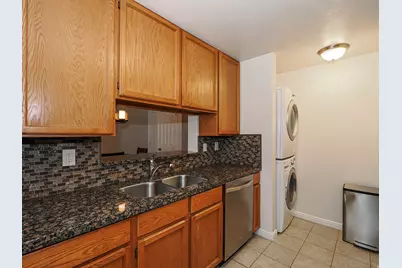 550 S 400 E #3102, Salt Lake City, UT 84111 - Photo 9