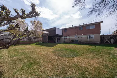 11 E Bonneville Dr, Bountiful, UT 84010 - Photo 41