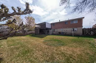 11 E Bonneville Dr, Bountiful, UT 84010 - Photo 41