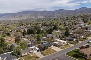 11 E Bonneville Dr, Bountiful, UT 84010 - Photo 51