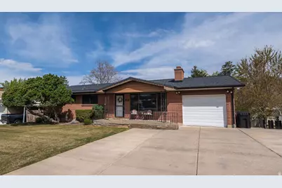 11 E Bonneville Dr, Bountiful, UT 84010 - Photo 3