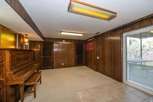 11 E Bonneville Dr, Bountiful, UT 84010 - Photo 29