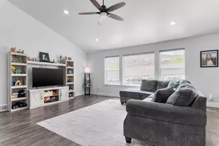 1367 W Fort Rock Dr, Saratoga Springs, UT 84045 - Photo 7