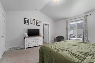 1367 W Fort Rock Dr, Saratoga Springs, UT 84045 - Photo 15