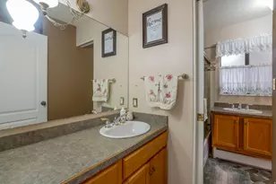 3054 E 3175 S, Salt Lake City, UT 84109 - Photo 17