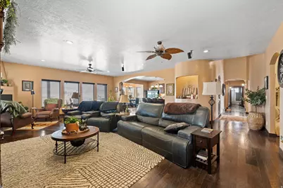 975 E 715 S, Genola, UT 84655 - Photo 3