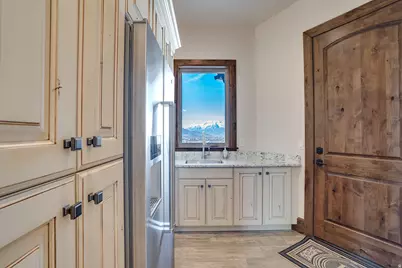 3203 E Kings Crest Ct, Heber City, UT 84032 - Photo 29