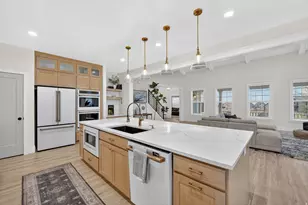 11524 S Silver Pond Dr, South Jordan, UT 84009 - Photo 9