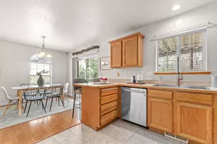 1039 Mountain Rd, Ogden, UT 84404 - Photo 7