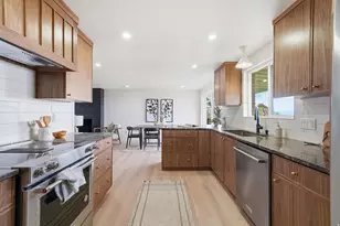 3520 S Fleetwood Dr, Salt Lake City, UT 84109 - Photo 1